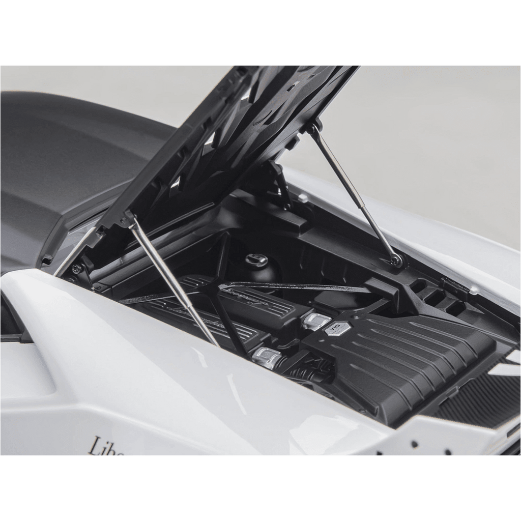AUTOart Lamborghini Huracan GT Liberty Walk LB Silhouette Works White 1:18