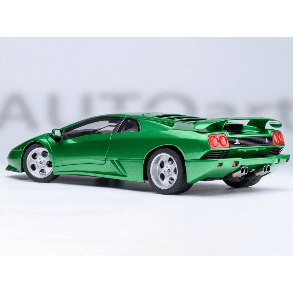 Lamborghini Diablo SE30 Verde Mic/Green Metallic 1/18 Model Car by Autoart