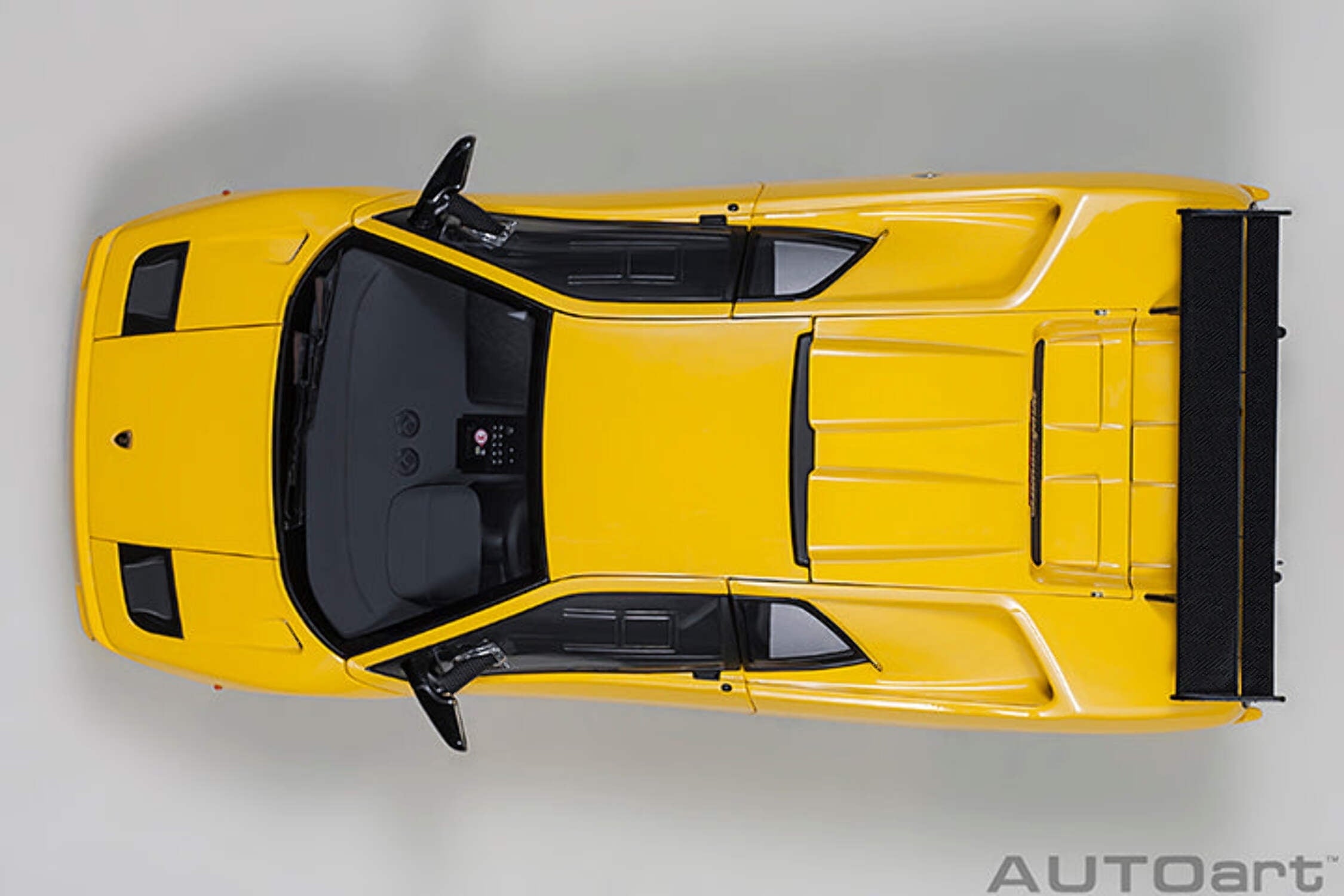 Lamborghini Diablo SV-R Superfly Yellow 1/18 Model Car by Autoart