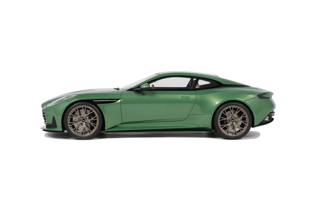 GT SPIRIT 1/18 - ASTON MARTIN DB12 Vantage - 2023