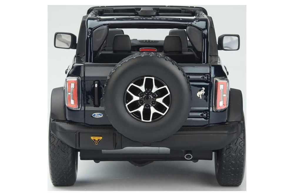 2022 Ford Bronco Badlands Edition Open Top, Dark Blue - GT Spirit US050 - 1/18 scale Resin Car