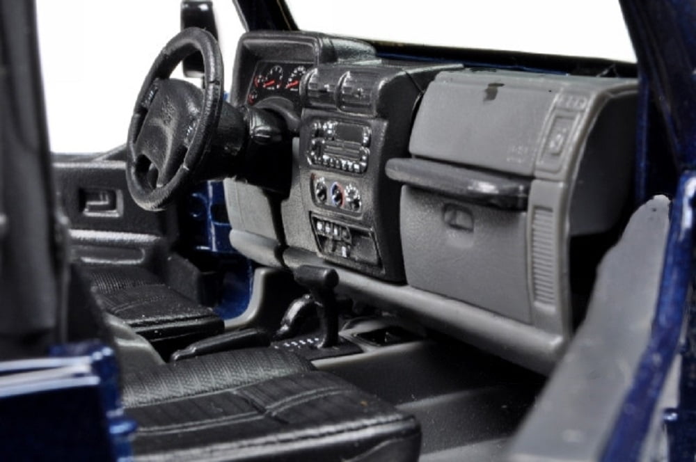 Jeep Wrangler Rubicon Deep Blue 1/18 Beyond compare Diecast Model Car by Maisto