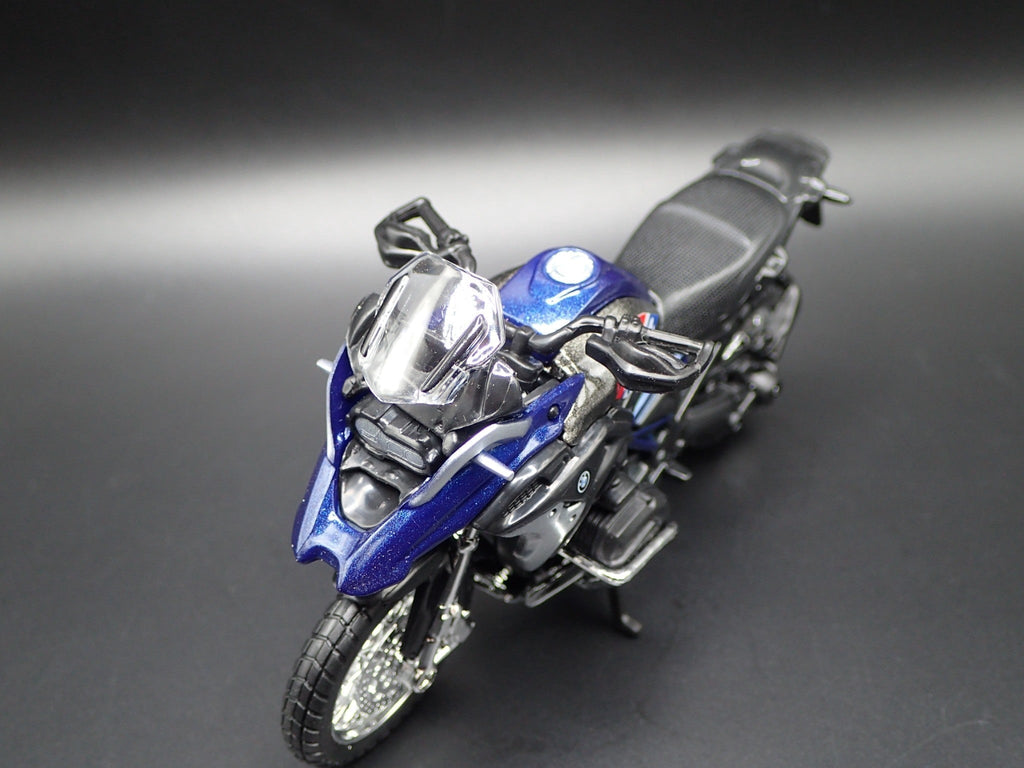 Open Box BMW R 1200 GS 2017 SPORTS BIKE MOTORCYCLE 1/18 SCALE DIORAMA DIECAST MODEL BIKE
