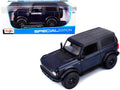 2021 Ford Bronco Wildtrak, Dark Blue - Maisto 31456BL - 1/18 scale Diecast Model Toy Car