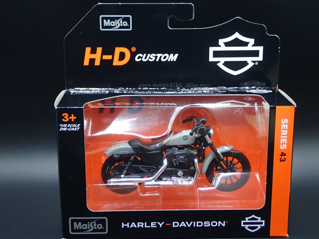 2022 SPORTSTER IRON 883 HARLEY DAVIDSON MOTORCYCLE MAISTO SERIES 43 1/18 MODEL