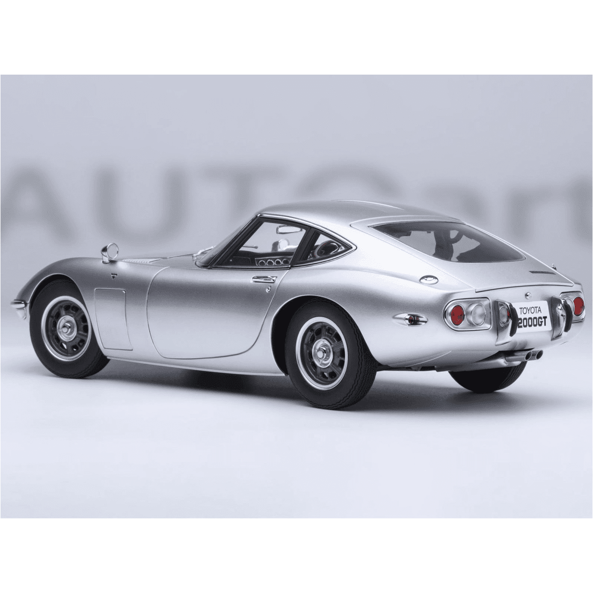1967 Toyota 2000GT RHD (Right Hand Drive) Silver Metallic 1/18 Model Car by Autoart