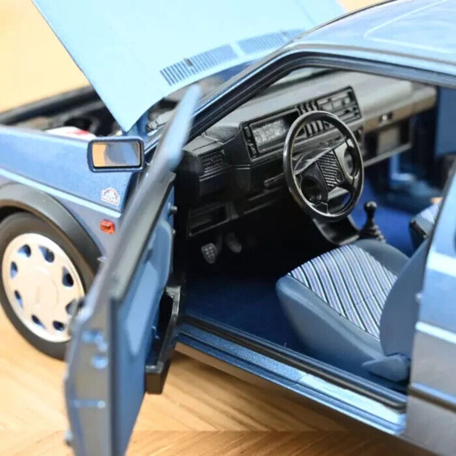 Norev 1988 VW Golf MK II "10 Million" Star Blue Metallic 1:18 LIMITED