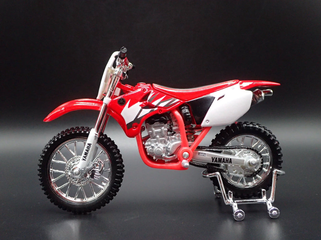 Open Box YAMAHA YZ 450F DIRT BIKE MOTORCYCLE RED 1/18 SCALE DIORAMA DIECAST MODEL BIKE