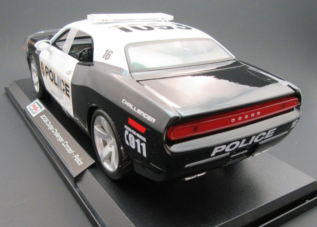 Maisto Toy Car