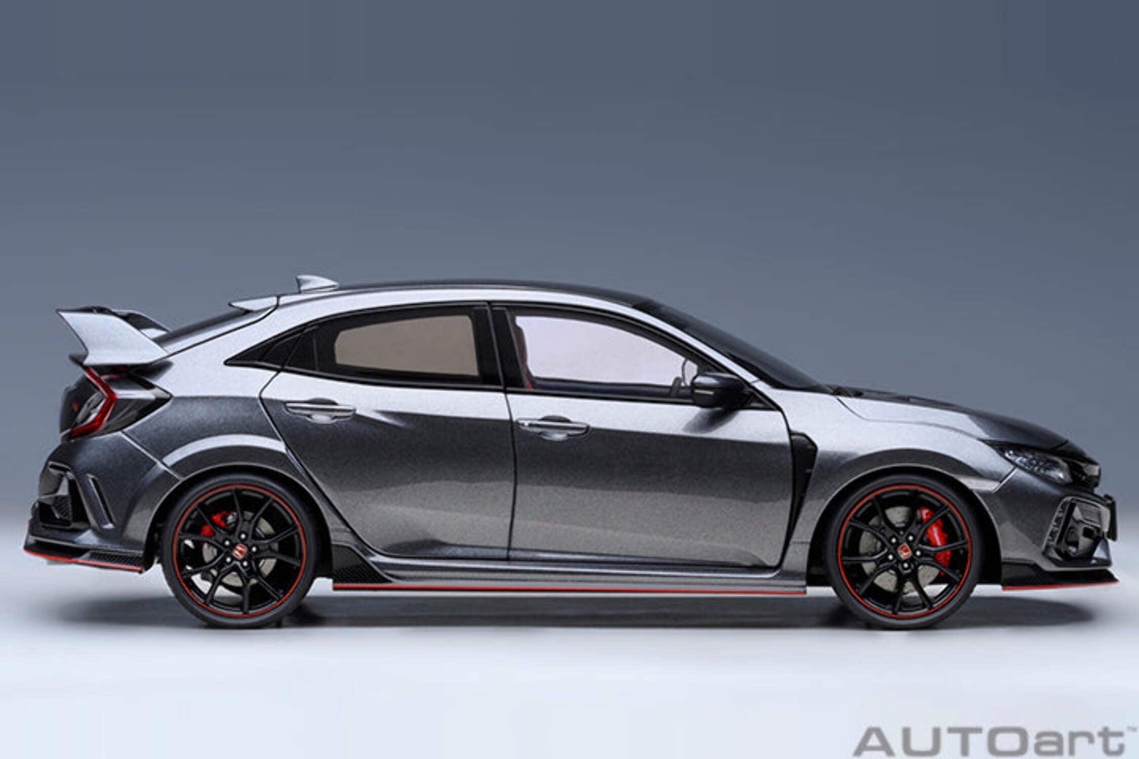 2021 Honda Civic Type R (FK8) RHD (Right Hand Drive) Polished Metal Gray Metallic 1/18 Model Car by Autoart