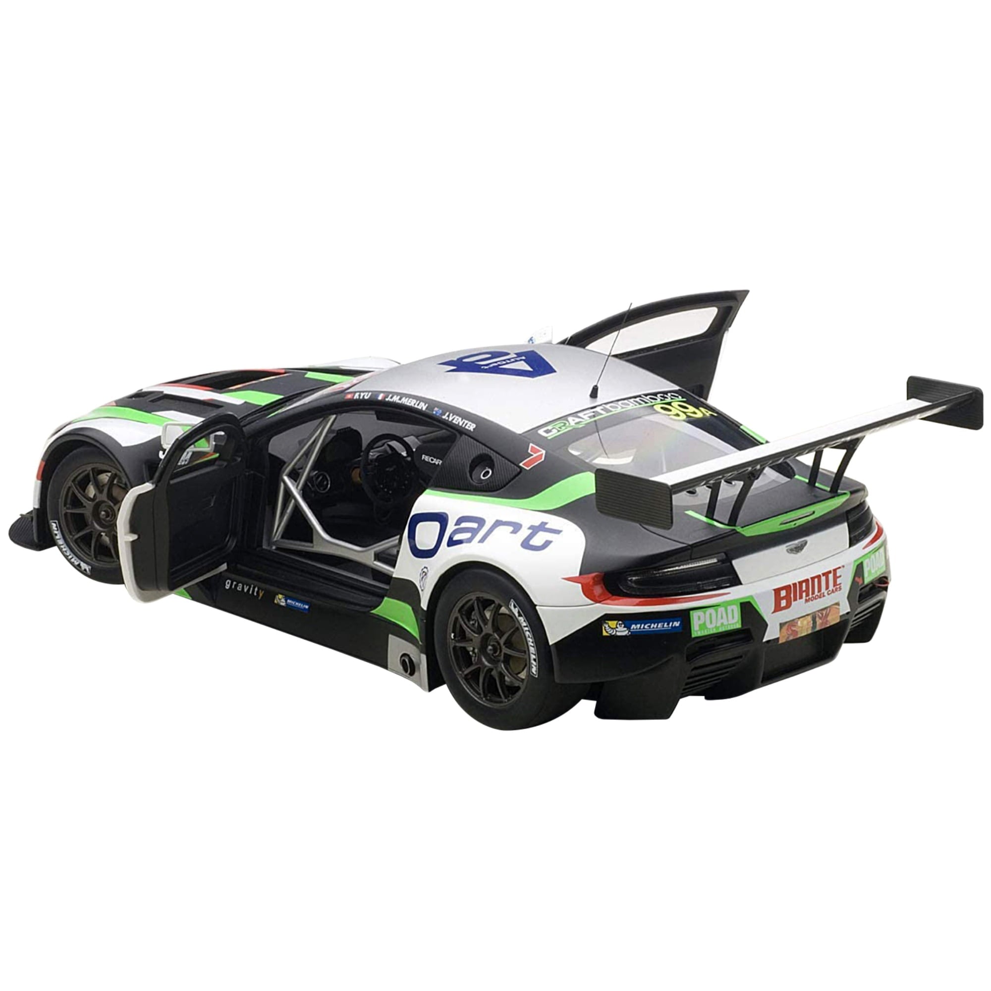 Autoart 81507 Aston Martin V12 Vantage Bathurst 12hour Endurance Race 2015 No.99 JM. Merlin - J. Venter - F. Yu 1-18 Model Car