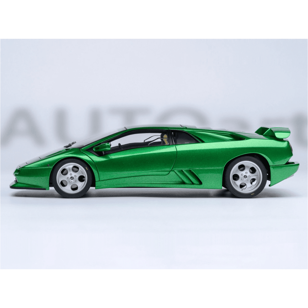 Lamborghini Diablo SE30 Verde Mic/Green Metallic 1/18 Model Car by Autoart