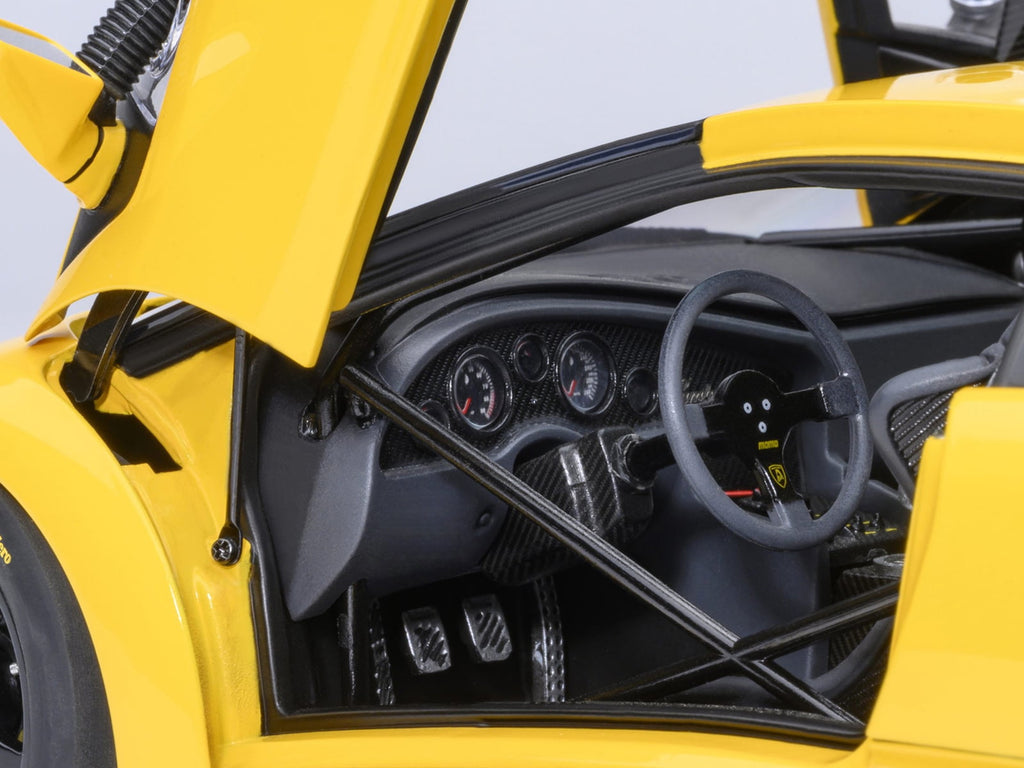 Lamborghini Diablo GTR Superfly Yellow 1/18 Diecast Model Car by Autoart