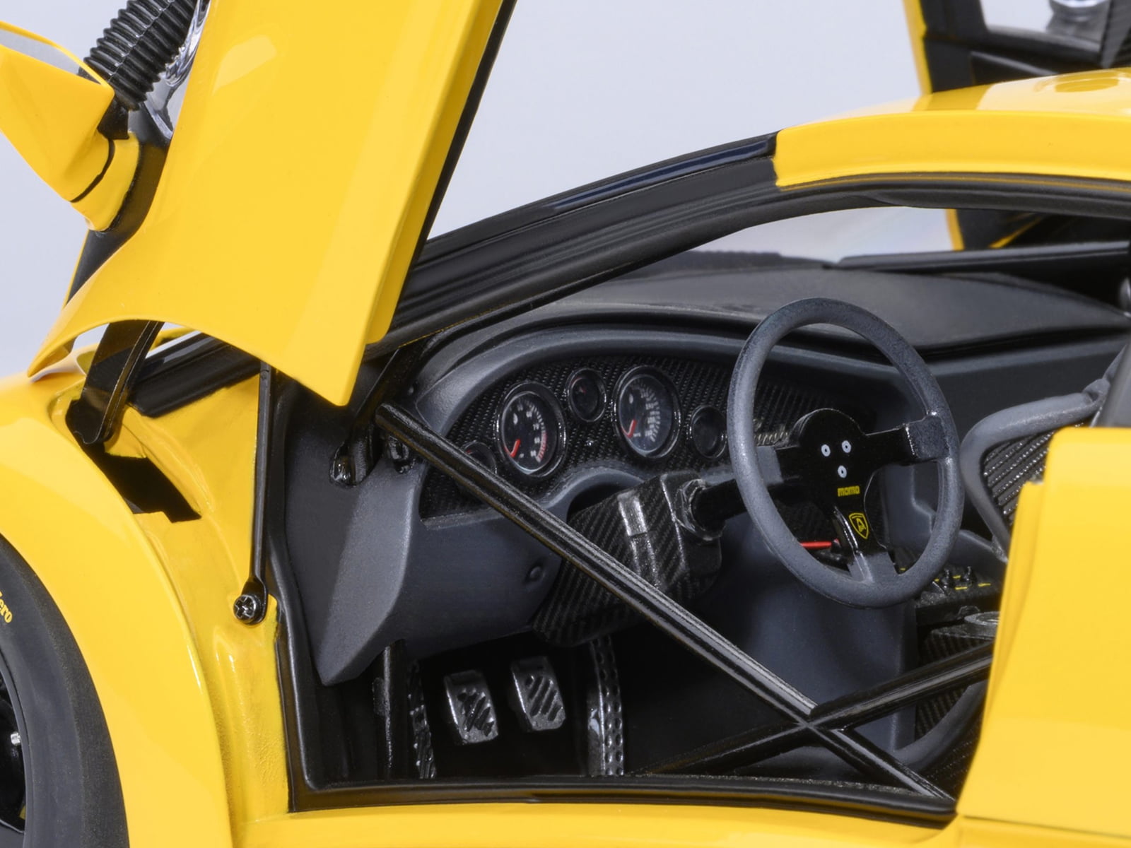Lamborghini Diablo GTR Superfly Yellow 1/18 Diecast Model Car by Autoart
