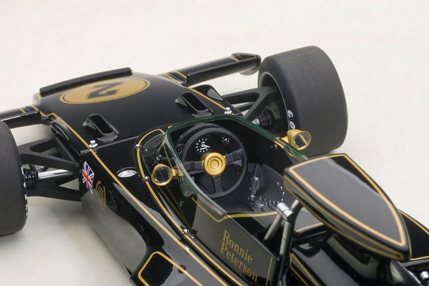 Lotus 72E 1973 Ronnie Peterson #2 1/18 Model Car by Autoart
