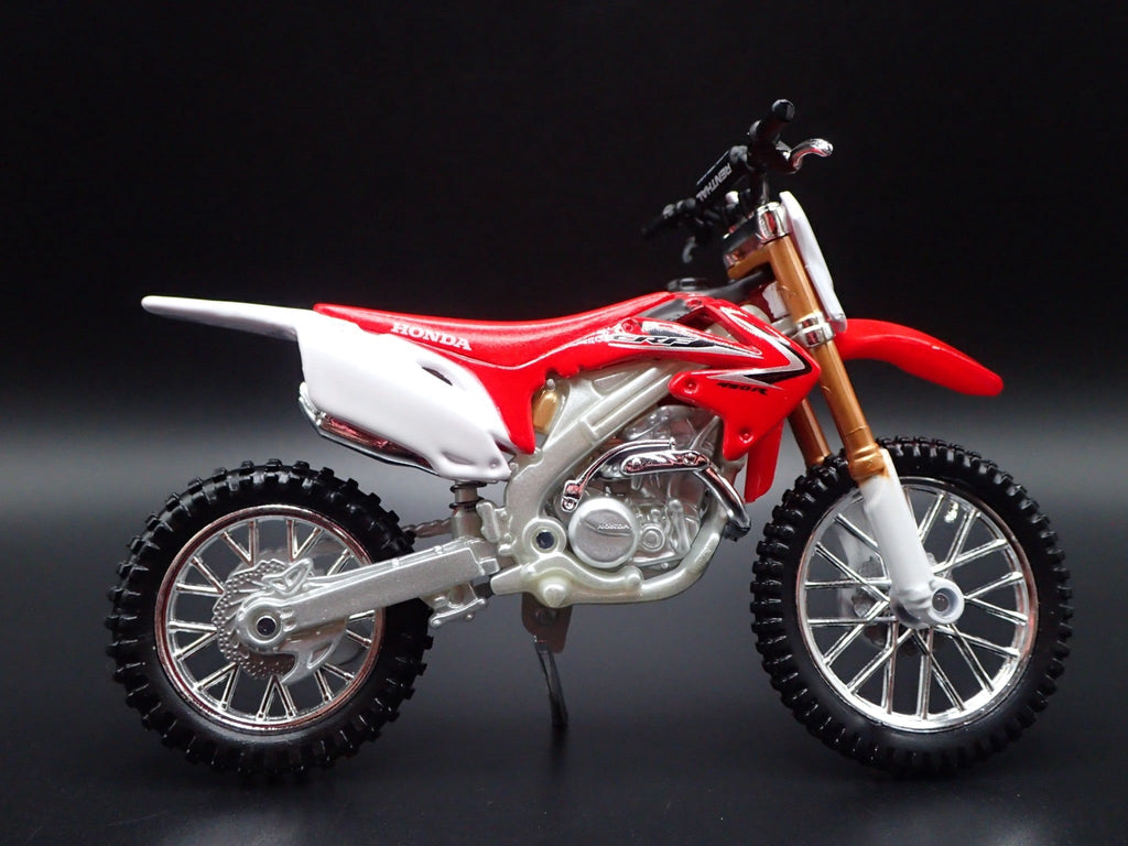 Open Box HONDA CRF450R DIRT BIKE MOTORCYCLE RED 1/18 SCALE DIORAMA DIECAST MODEL BIKE
