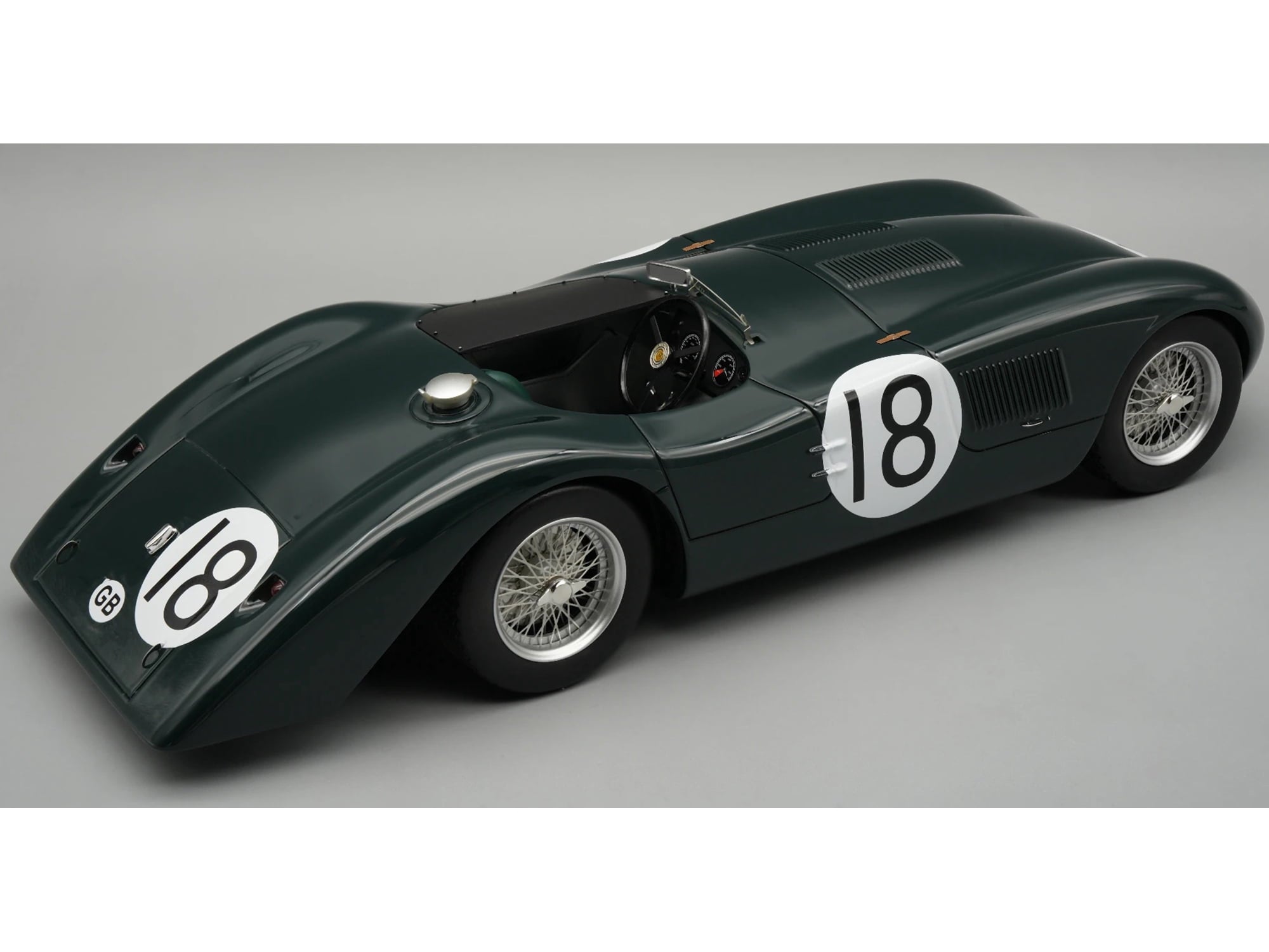 Jaguar C-Type Longtail #18 "24 Hours of Le Mans" (1952) "Mythos Series" with Display Case 1/18 Model Car by Tecnomodel