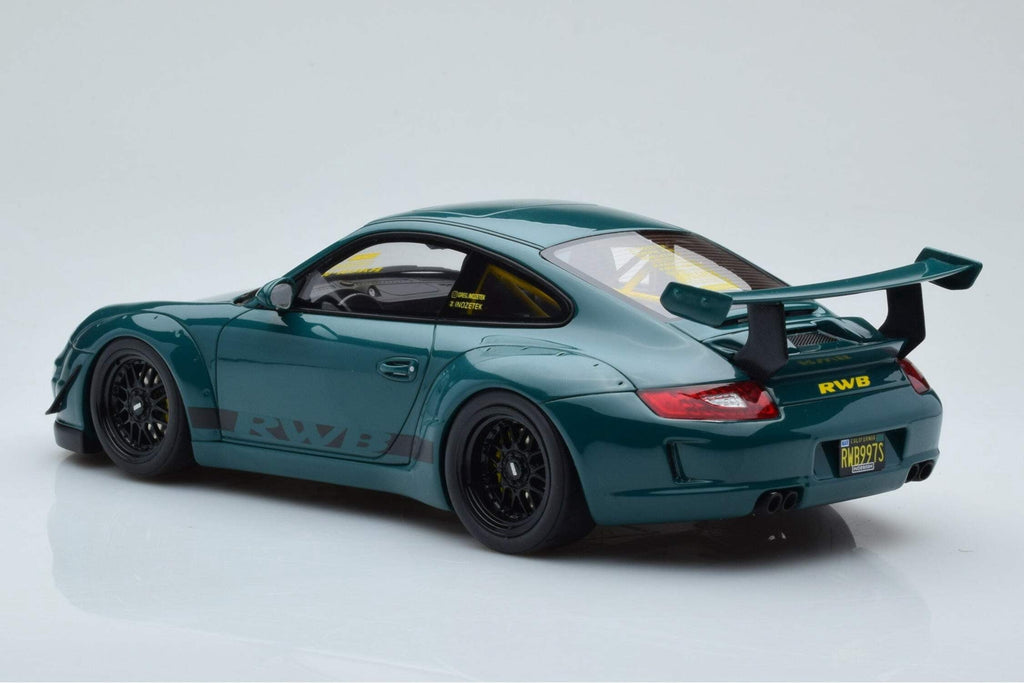 2021 RWB Bodykit "Syunkashuto" Green with Black Stripes 1/18 Model Car by GT Spirit