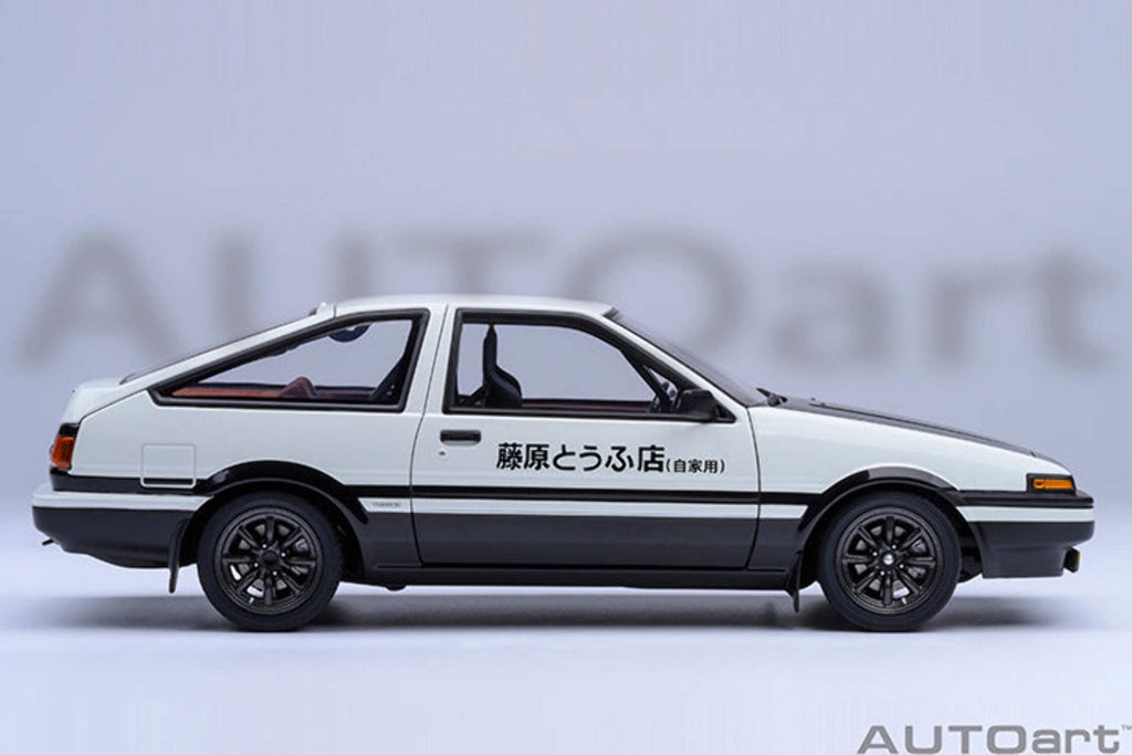AUTOart Toyota Sprinter Trueno (AE86) "Initial D" Project D Final Version 1:18