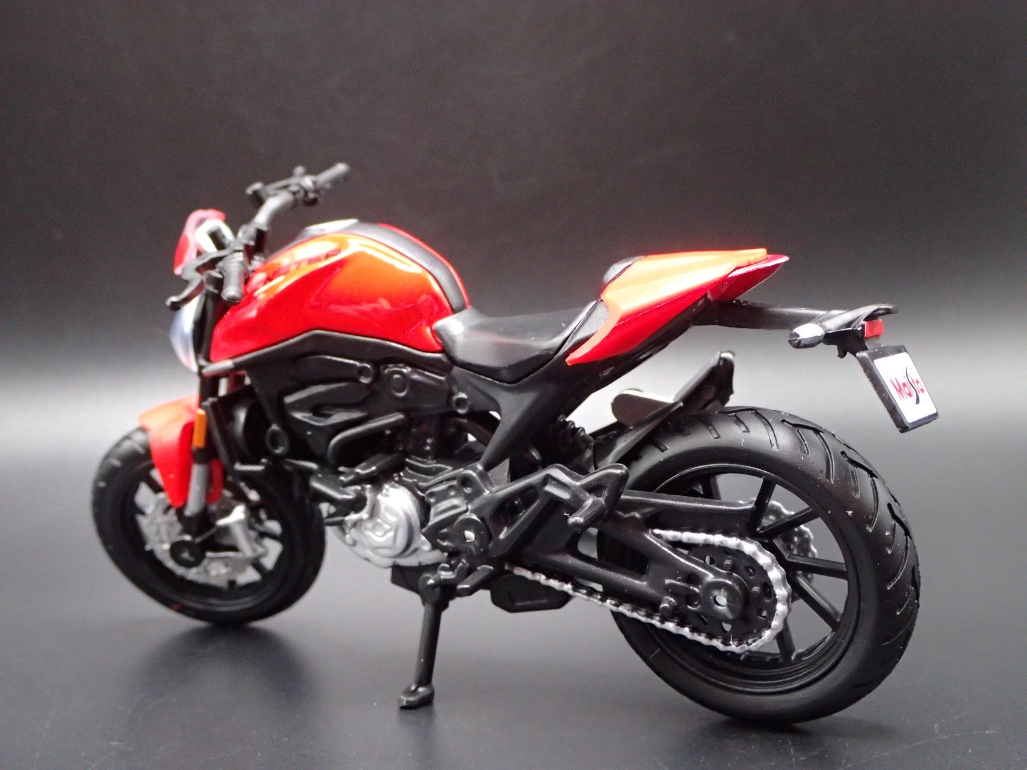 Open Box DUCATI MONSTER + PLUS BIKE MOTORCYCLE RED 1/18 SCALE DIORAMA DIECAST MODEL BIKE