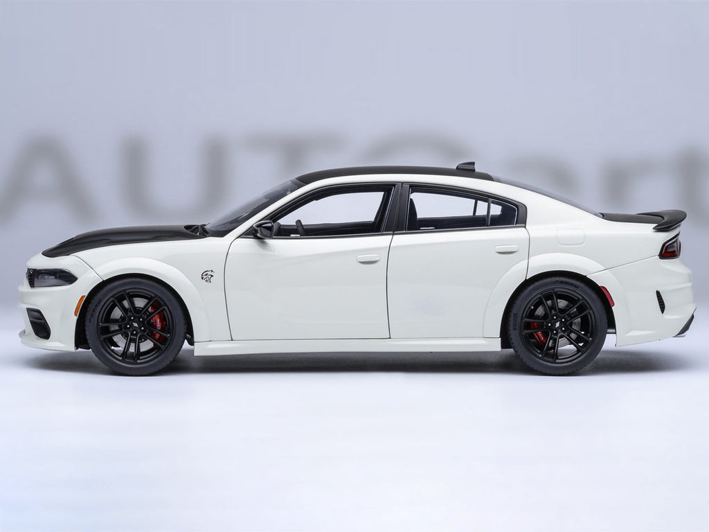 Dodge Charger SRT Hellcat Redeye Knuckle White with Matt Black Hood and Top 1/18 Car Model by Autoart