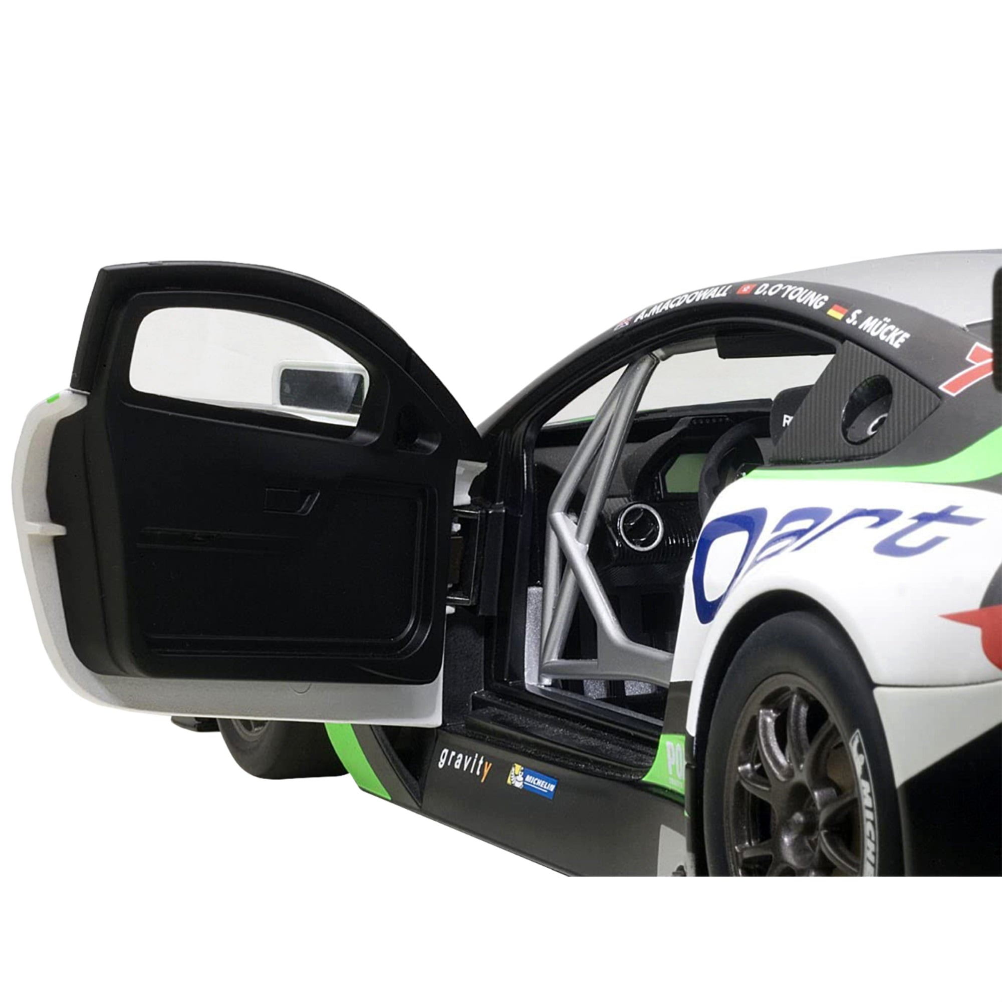 Aston Martin V12 Vantage Bathurst 12hour Endurance Race 2015 #97 A. Macdowall / D. O'Young / S. Mucke 1/18 Model Car by Autoart