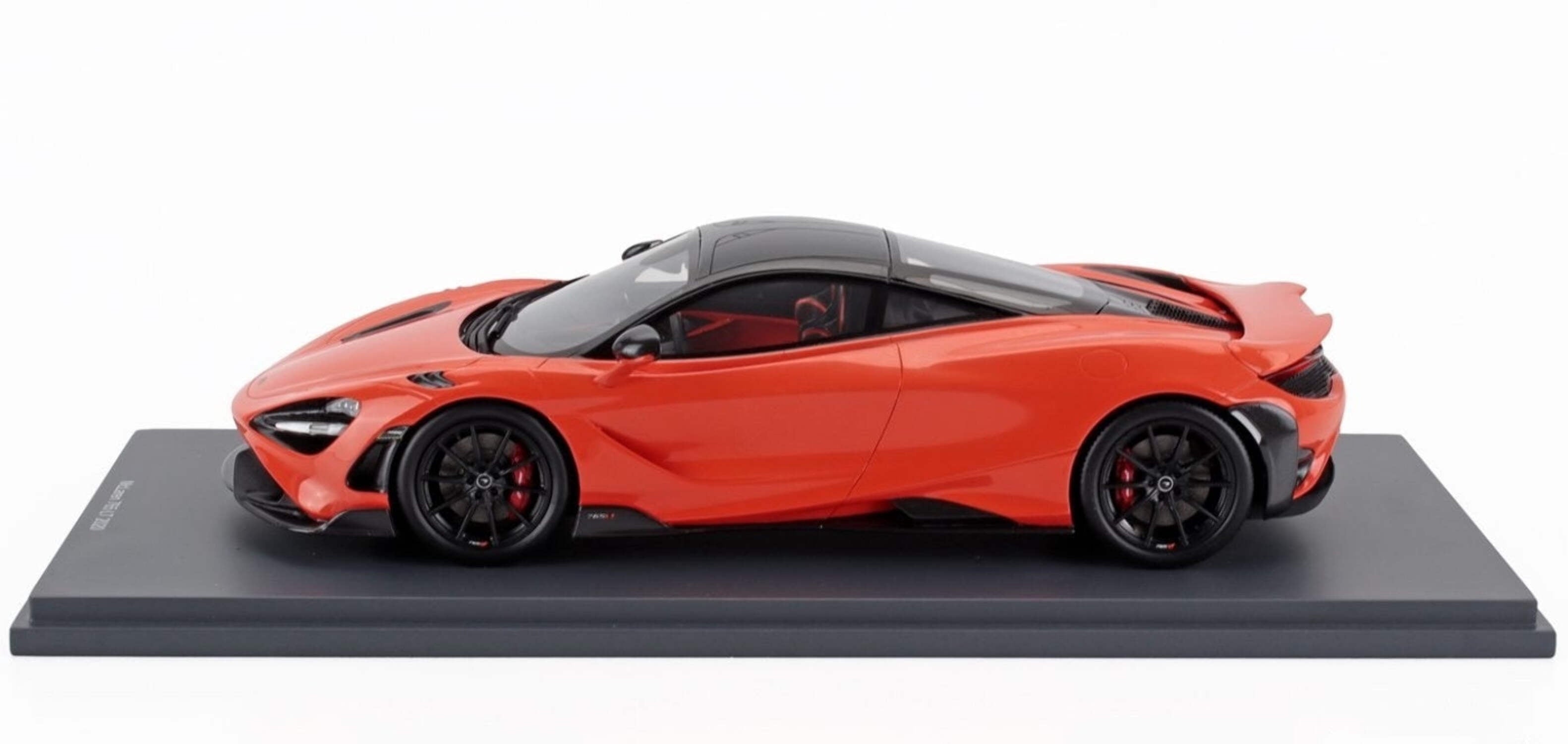 Schuco 2020 Mclaren 765LT Coupe Orange 1:18 Resin