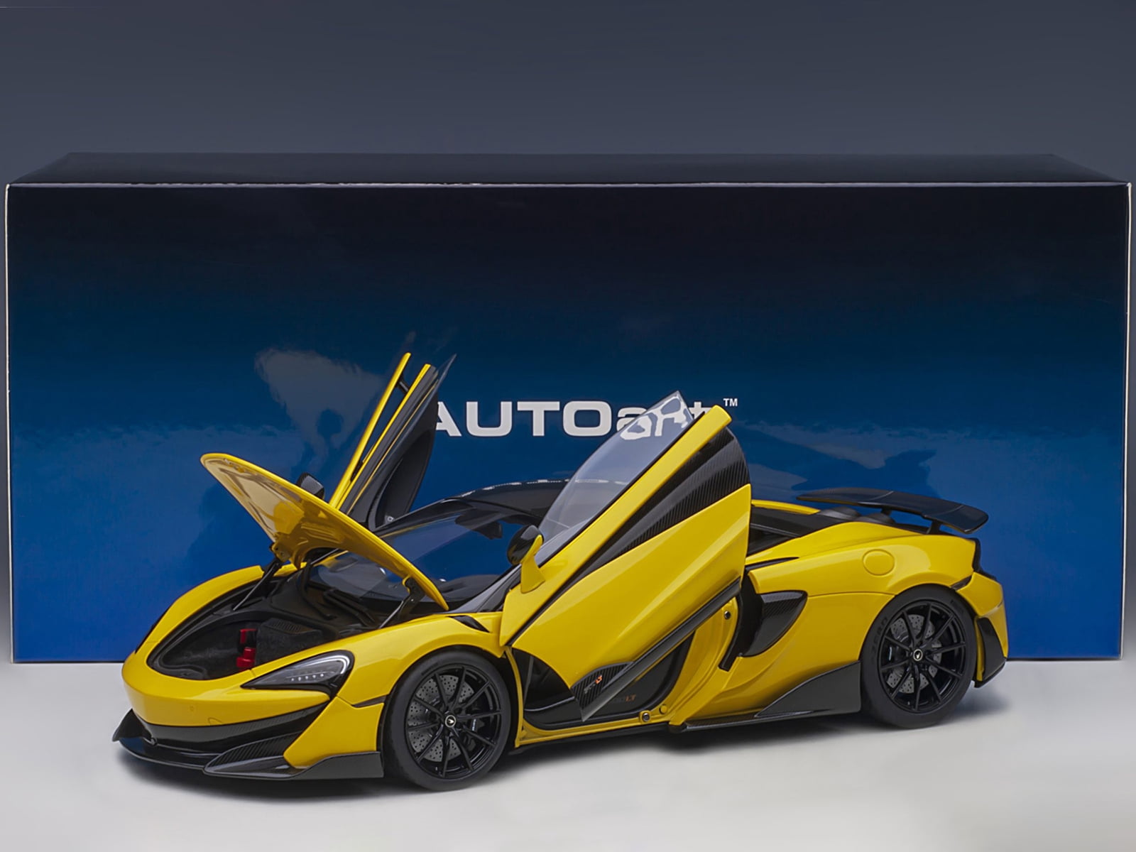 McLaren 600LT Sicilian Yellow and Carbon 1/18 Model Car by Autoart