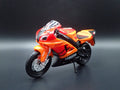 Open Box YAMAHA YZF-R7 SPORT BIKE MOTORCYCLE ORANGE 1/18 SCALE DIORAMA DIECAST MODEL BIKE