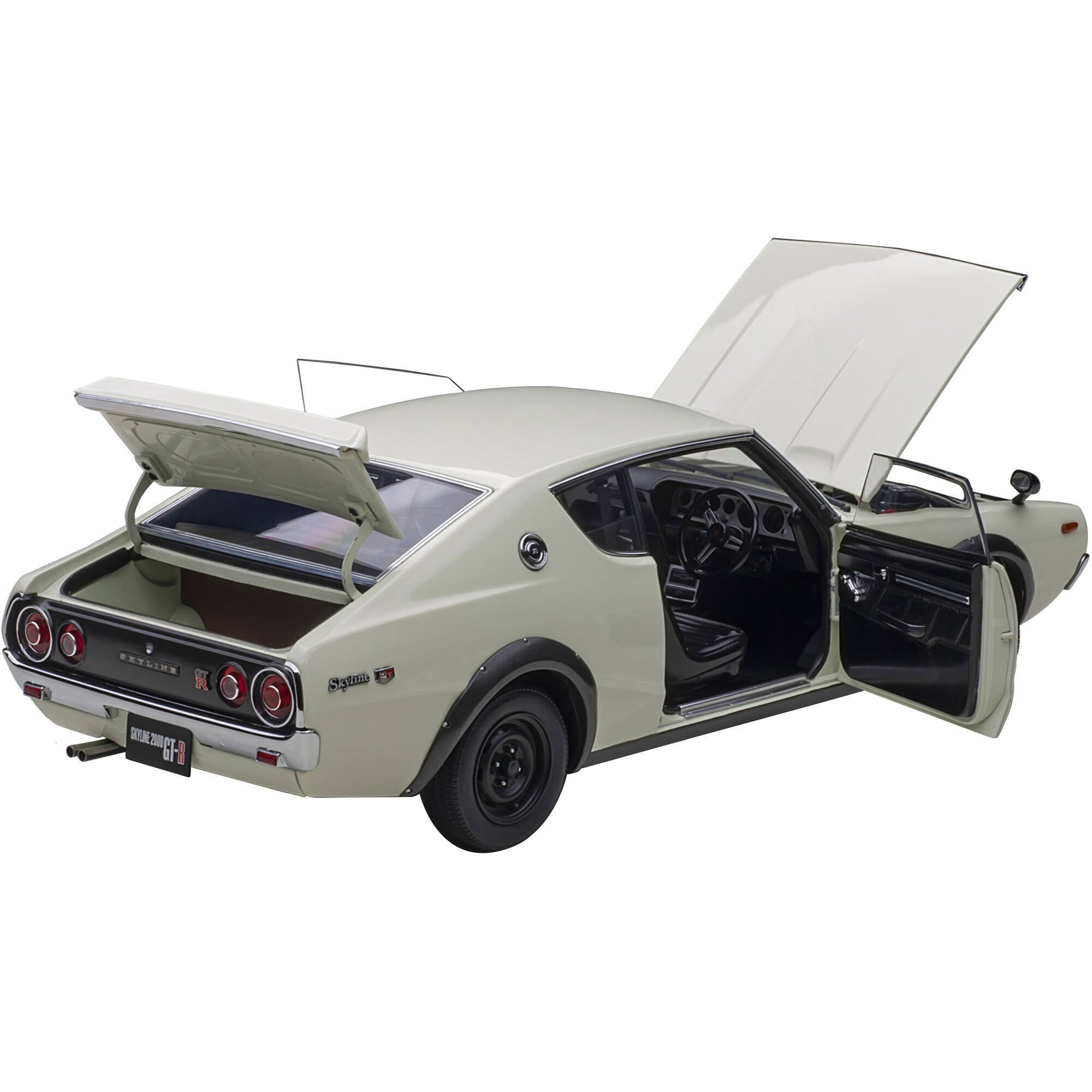 Nissan Skyline 2000GT-R (KPGC110) RHD (Right Hand Drive) White 1/18 Model Car by Autoart
