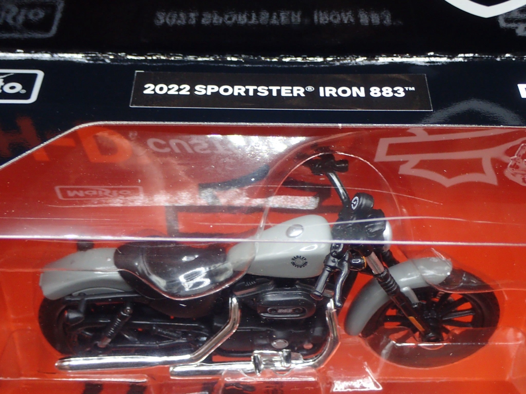 2022 SPORTSTER IRON 883 HARLEY DAVIDSON MOTORCYCLE MAISTO SERIES 43 1/18 MODEL