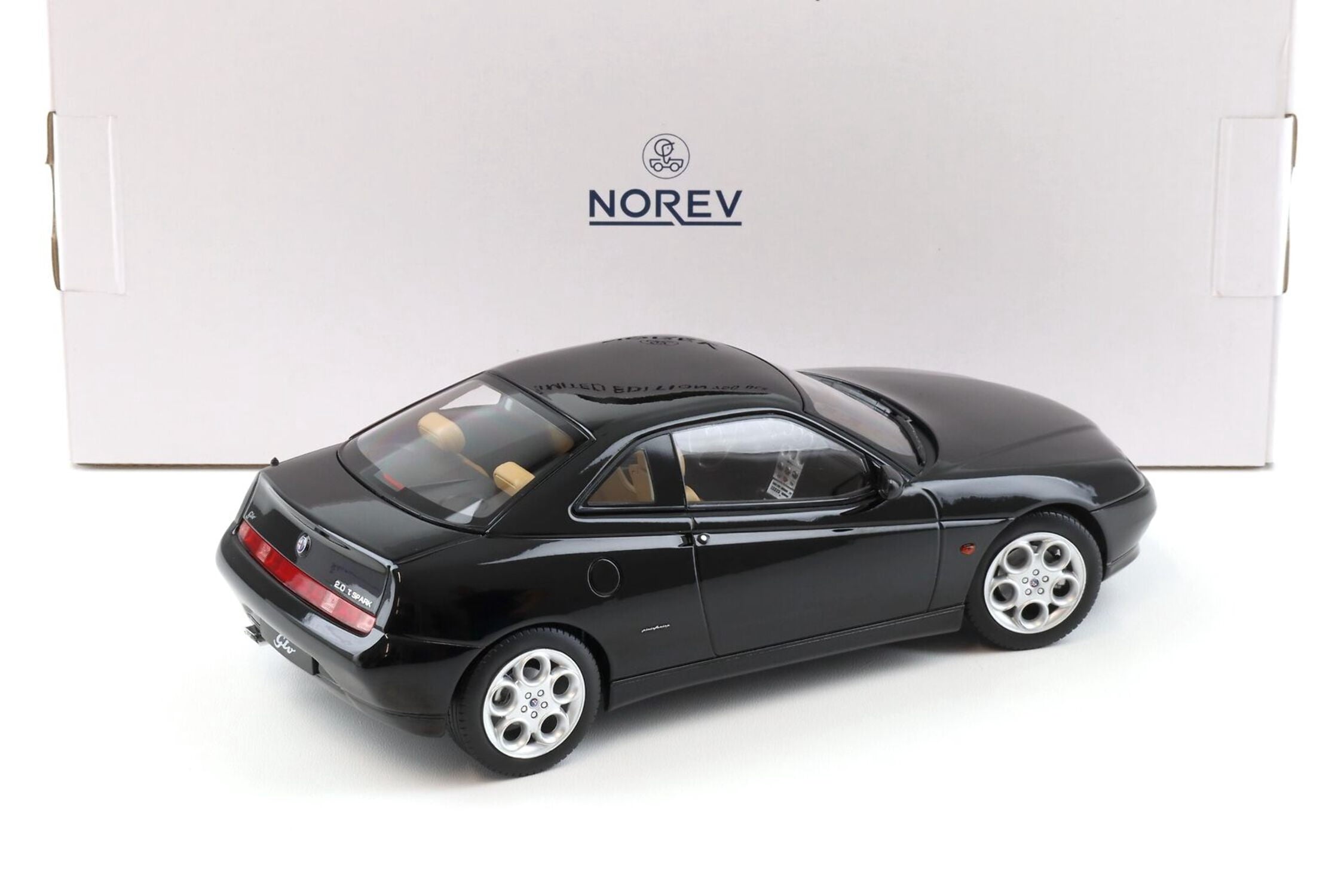 Norev 1999 Alfa Romeo GTV Coupe 2.0 16v Black 1:18