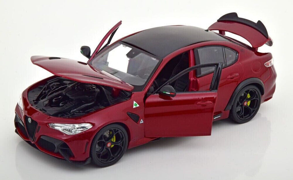 BBURAGO 1/18 - ALFA-ROMEO Giulia GTA - 2020