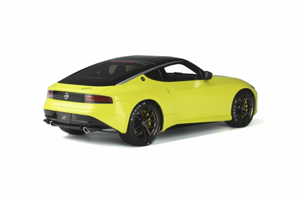 2021 Nissan Z Proto, Pearlescent Yellow - GT Spirit GT363 - 1/18 scale Resin Model Toy Car