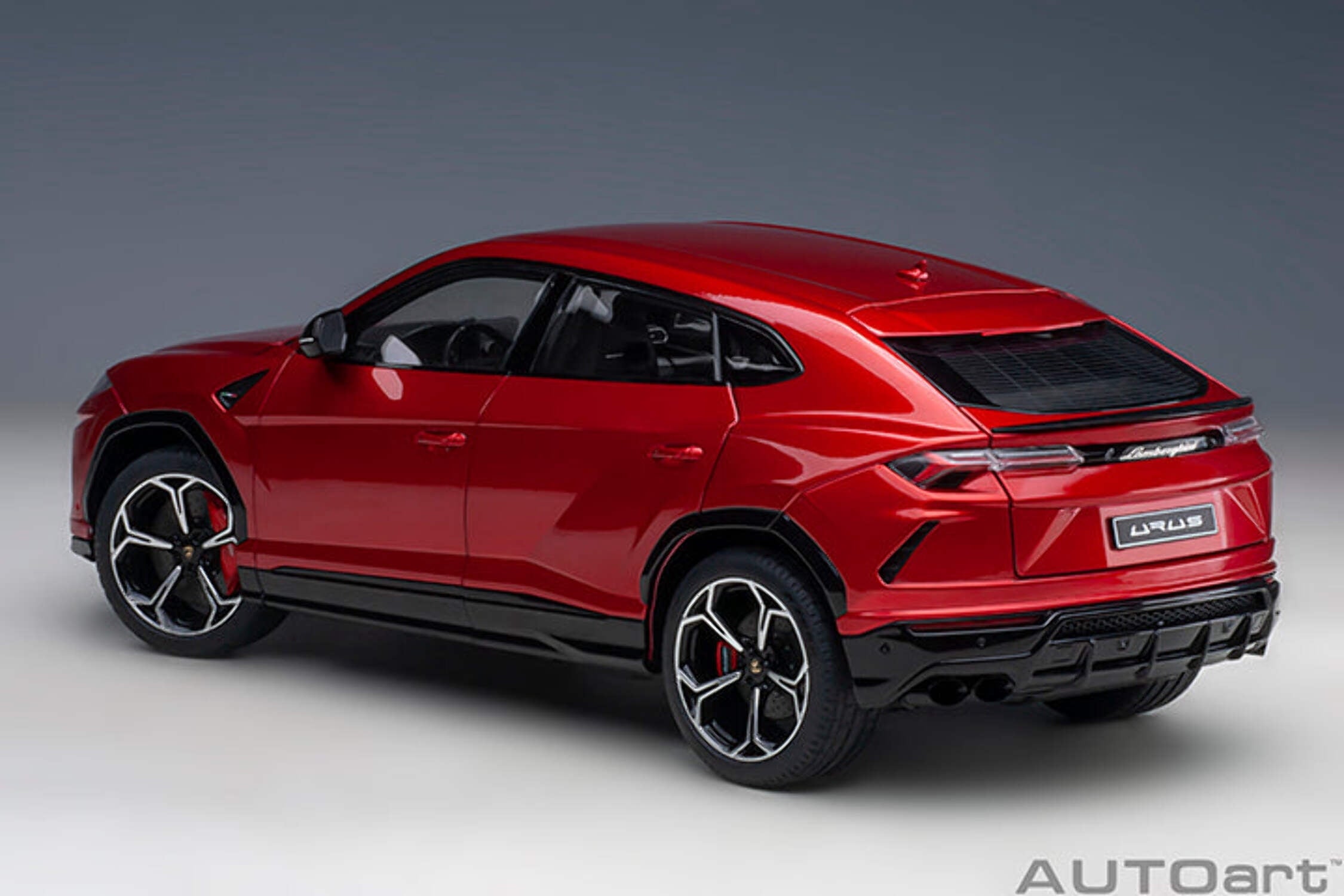 Lamborghini Urus Rosso Efesto Pearl Red 1/18 Model Car by Autoart