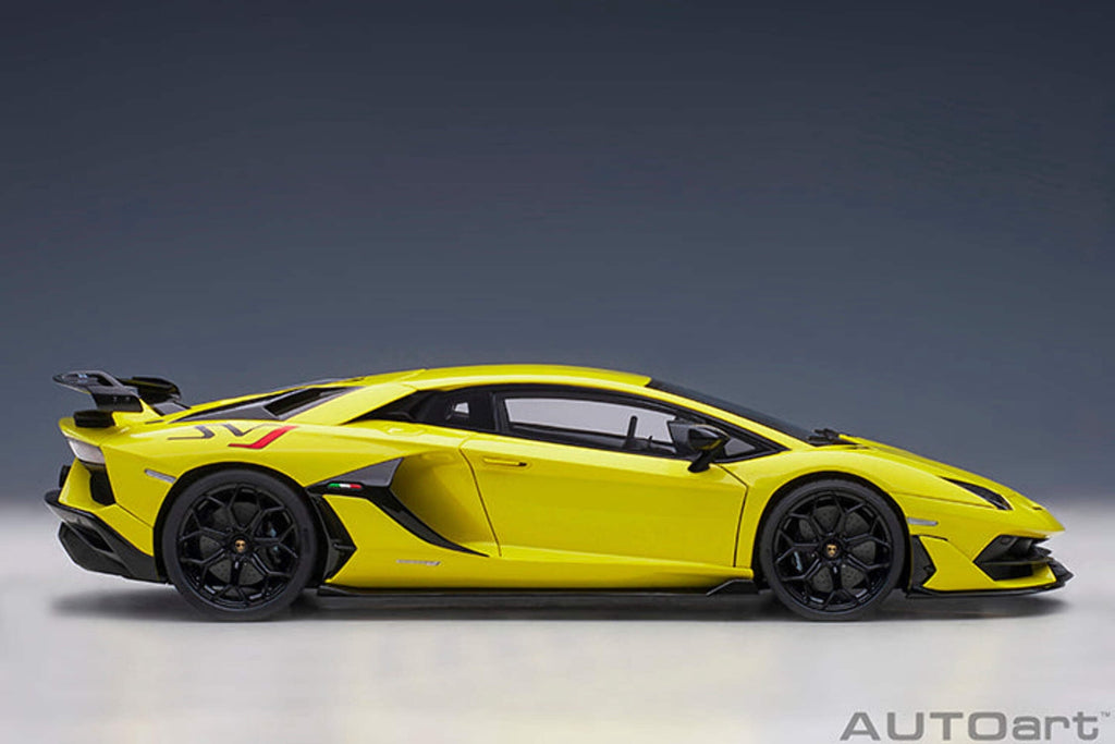 Lamborghini Aventador SVJ Giallo Tenerife / Pearl Yellow 1/18 Model Car by Autoart