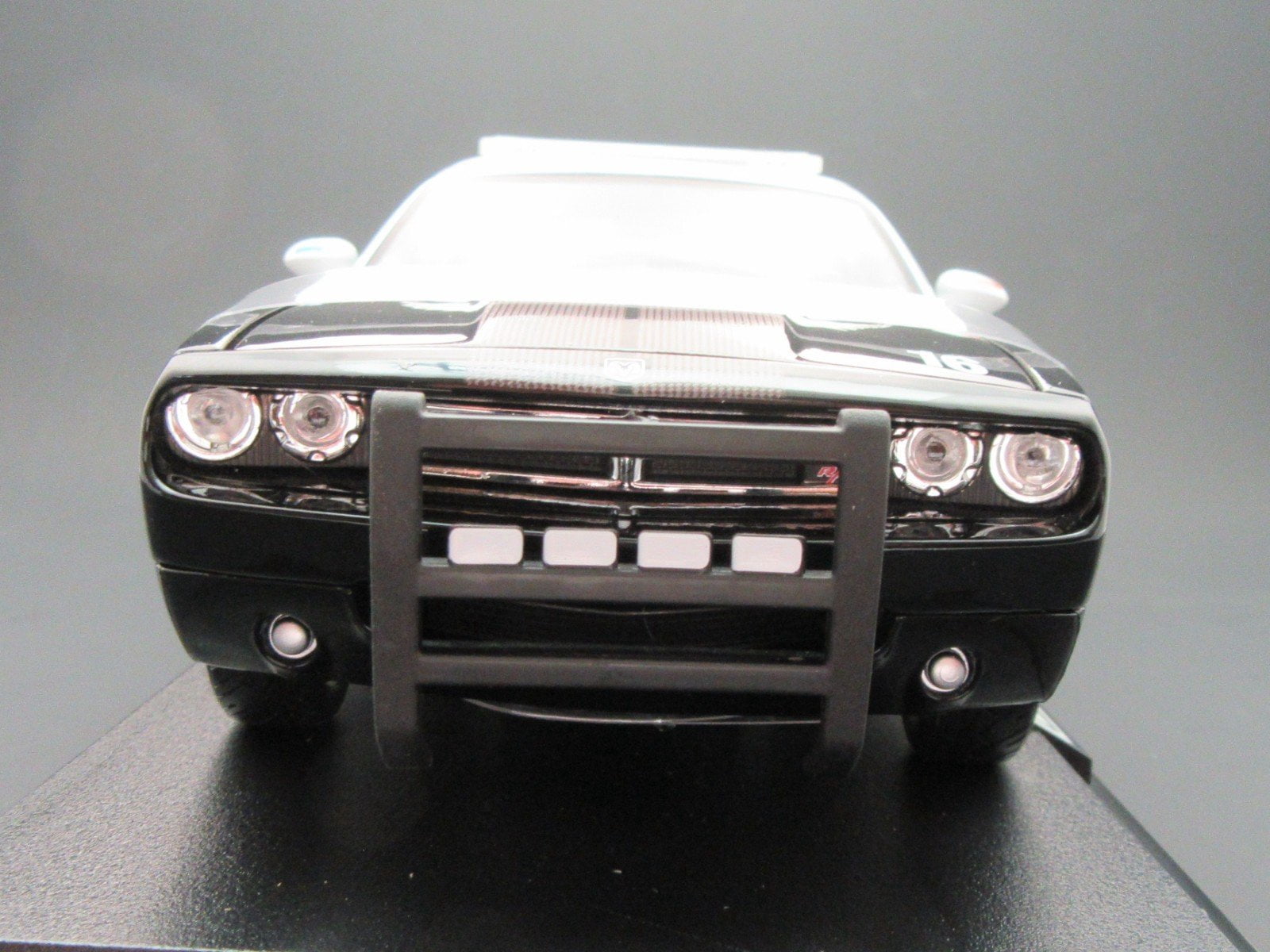 Maisto Toy Car