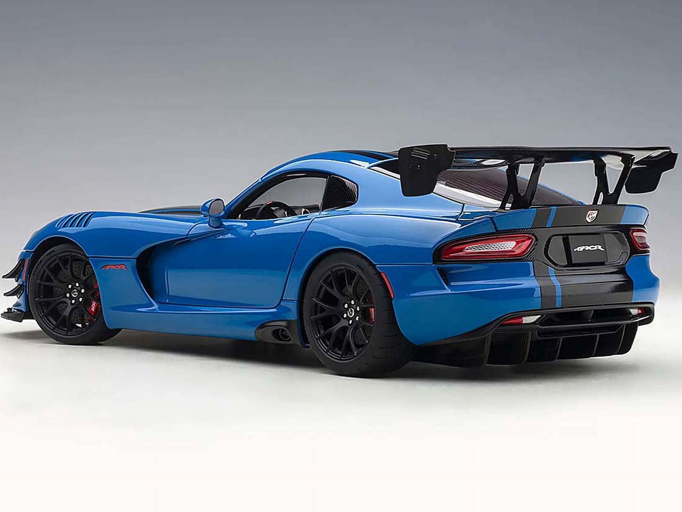 2017 Dodge Viper ACR Competition Blue with Black Stripes 1/18 Model Car by Autoart