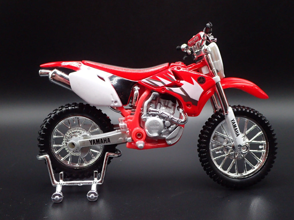 Open Box YAMAHA YZ 450F DIRT BIKE MOTORCYCLE RED 1/18 SCALE DIORAMA DIECAST MODEL BIKE