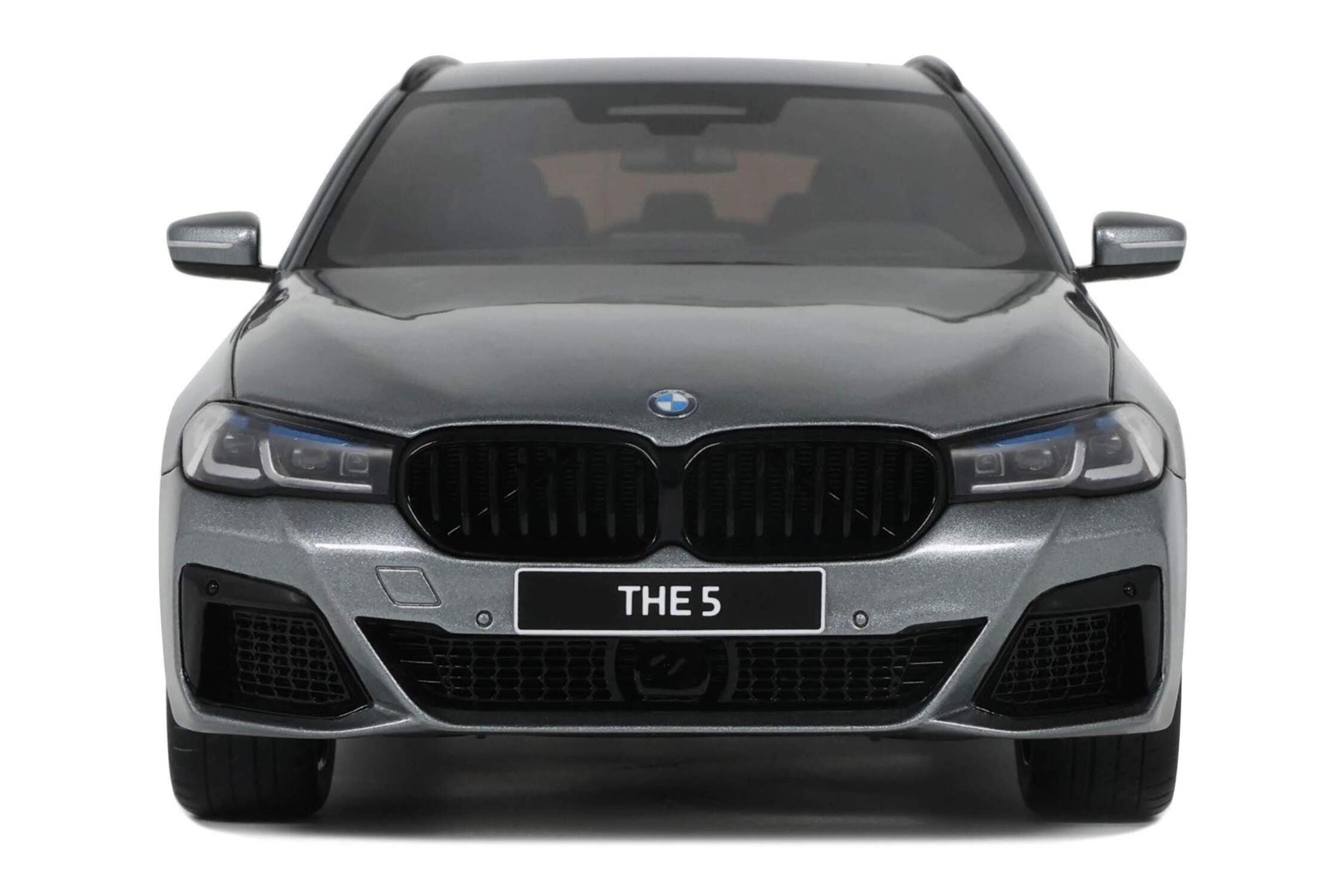 2023 BMW 530E XDrive M Silver Metallic 1/18 Model Car by GT Spirit