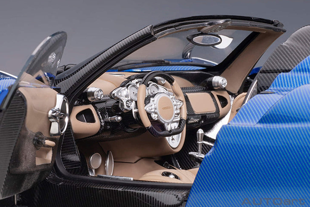 Pagani Huayra Roadster Blue Tricolore Carbon Fiber with Black Top with Luggage Set 1/18 Scale Model Car by Autoart