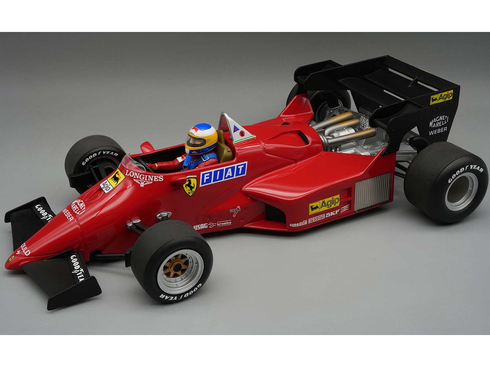 Ferrari 126 C4-M2 F1 World Championship "Presentation Version" (1984) with Driver "Mythos Series" 1/18 Model Car by Tecnomodel