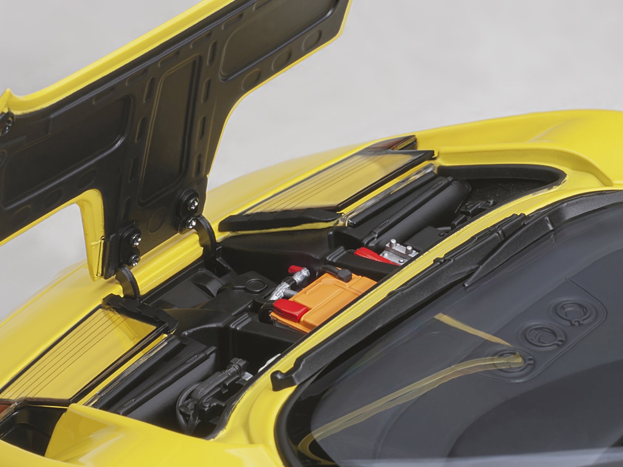 Bugatti EB110 SS Super Sport Giallo Bugatti Yellow with Silver Wheels 1/18 Model Car by Autoart