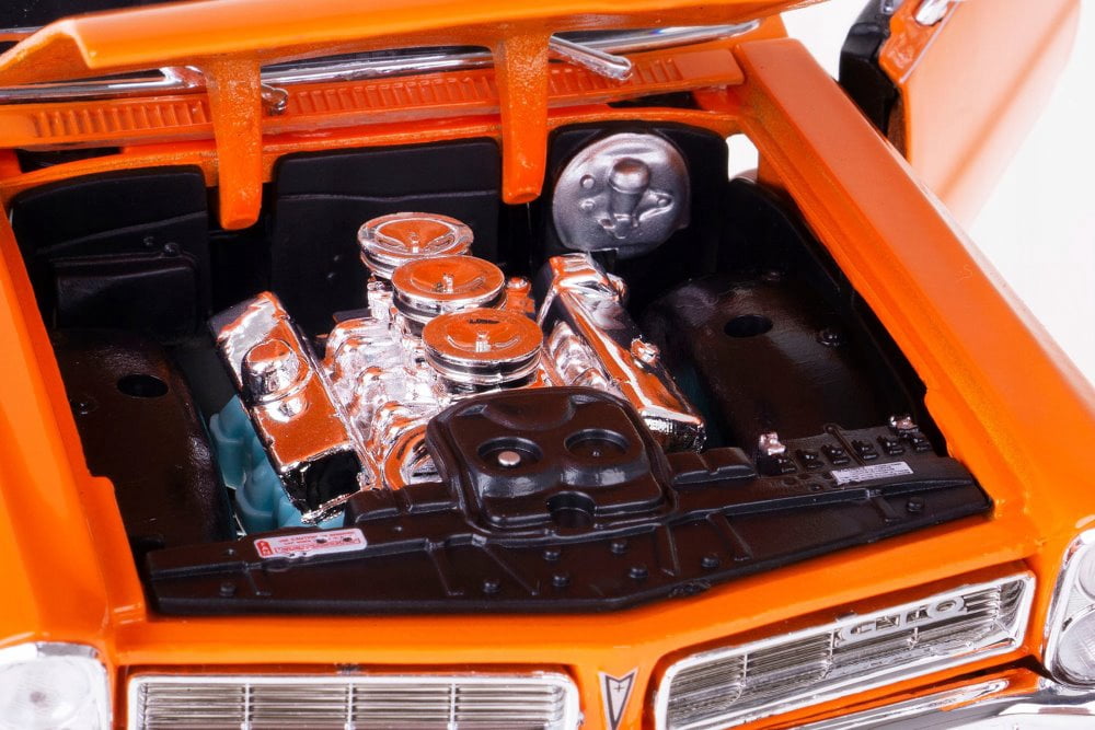 1965 Pontiac GTO, Orange - Maisto 31885OR - 1/18 scale Diecast Model Toy Car