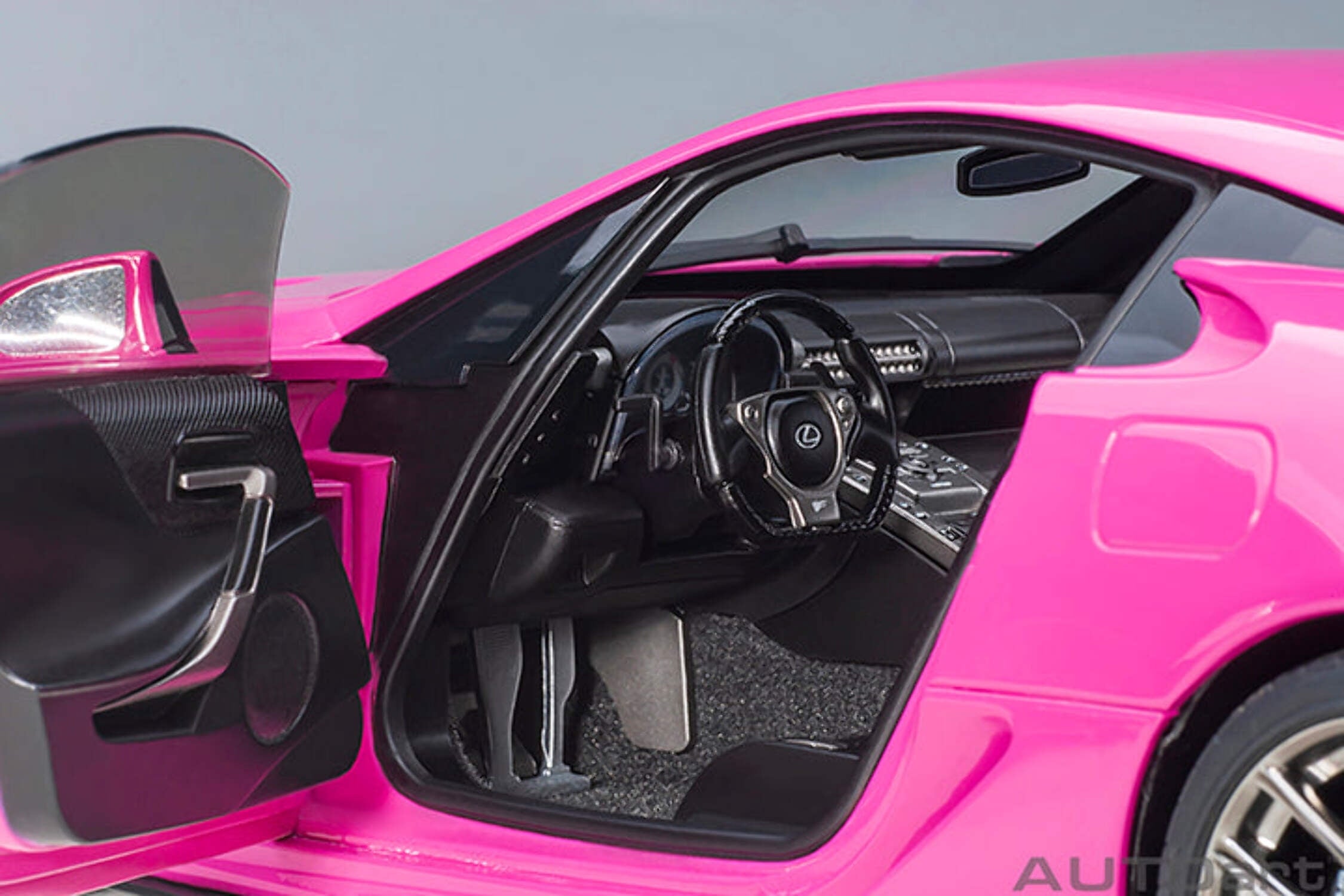 Lexus LFA Passionate Pink 1/18 Model Car by Autoart