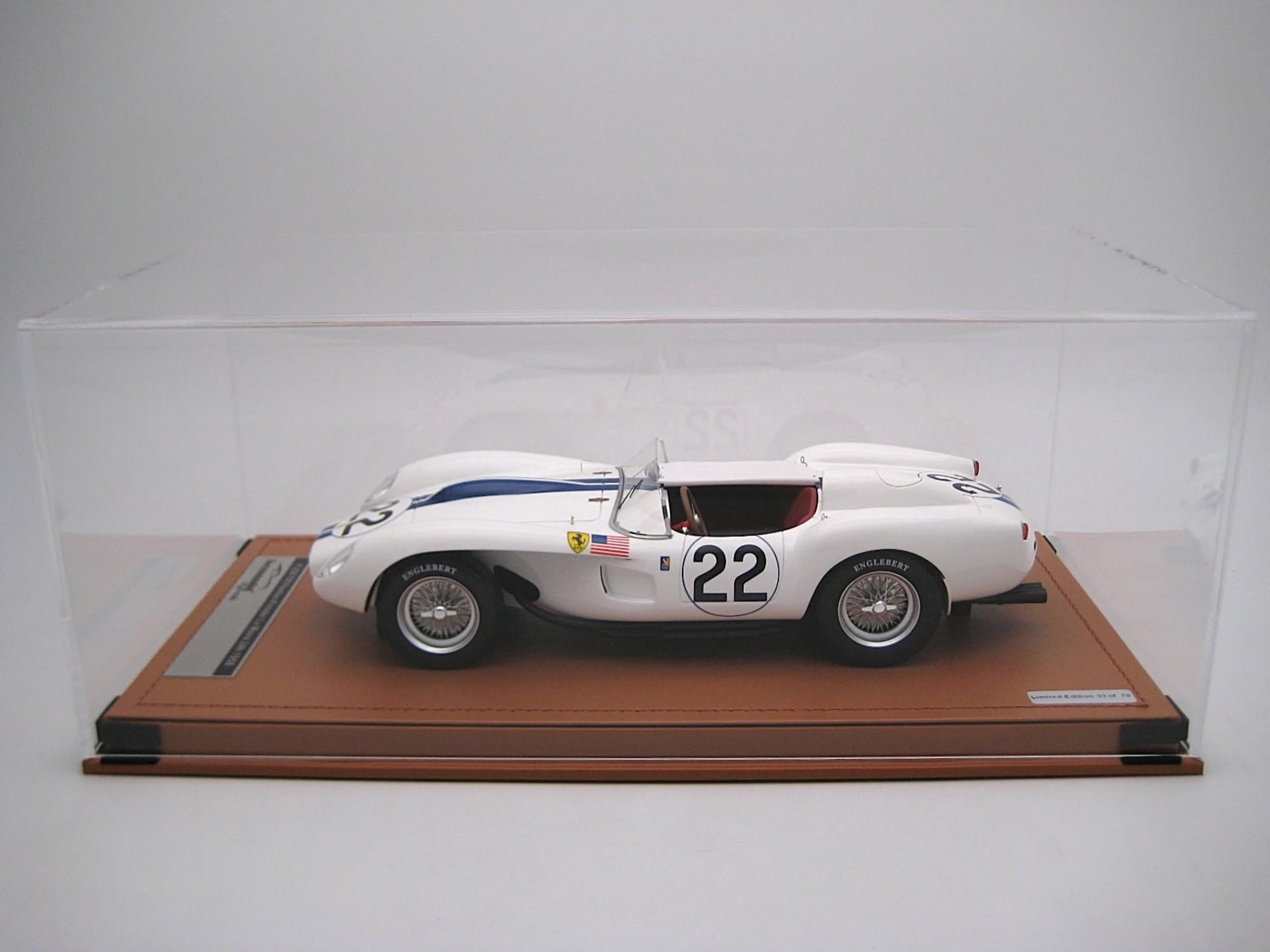 Ferrari 250 TR Pontoon-Fender #22 "Team Ed Hugus" "24 Hours of Le Mans" (1958) w/Case 1/18 Model Car by Tecnomodel.