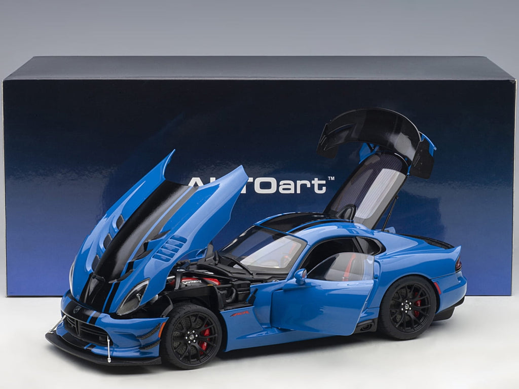 2017 Dodge Viper ACR Competition Blue with Black Stripes 1/18 Model Car by Autoart