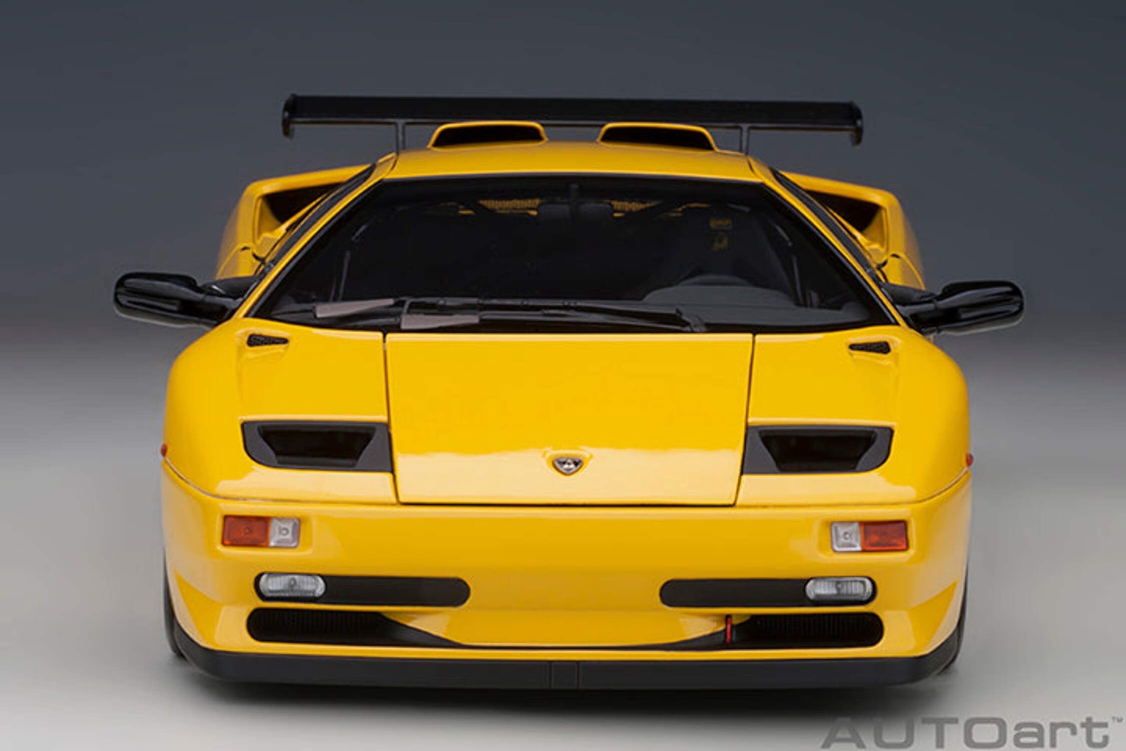 Lamborghini Diablo SV-R Superfly Yellow 1/18 Model Car by Autoart