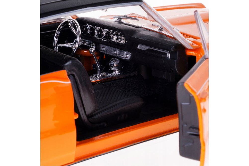 1965 Pontiac GTO, Orange - Maisto 31885OR - 1/18 scale Diecast Model Toy Car