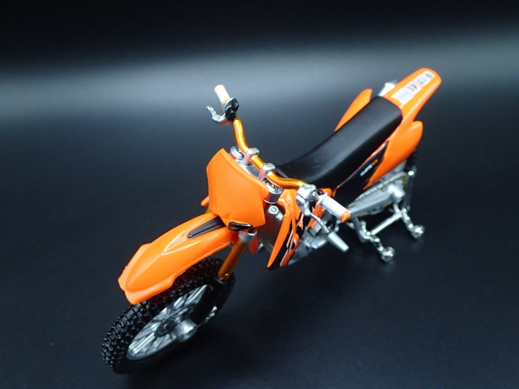 Open Box KTM 525SX DIRT BIKE MOTORCYCLE ORANGE 1/18 SCALE DIORAMA DIECAST MODEL BIKE